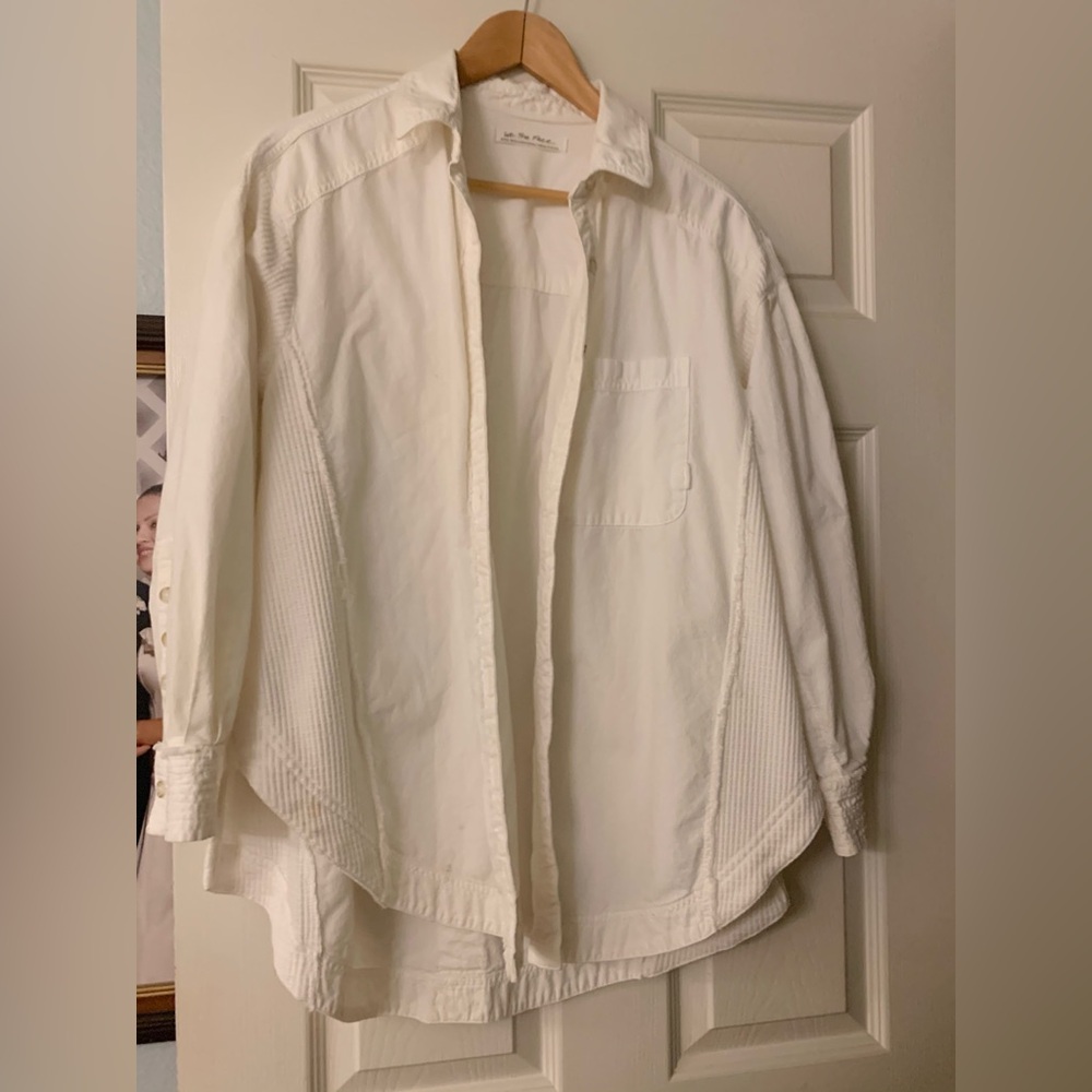 Free People- Worn Once - Beautiful free people shirt. Oversized
